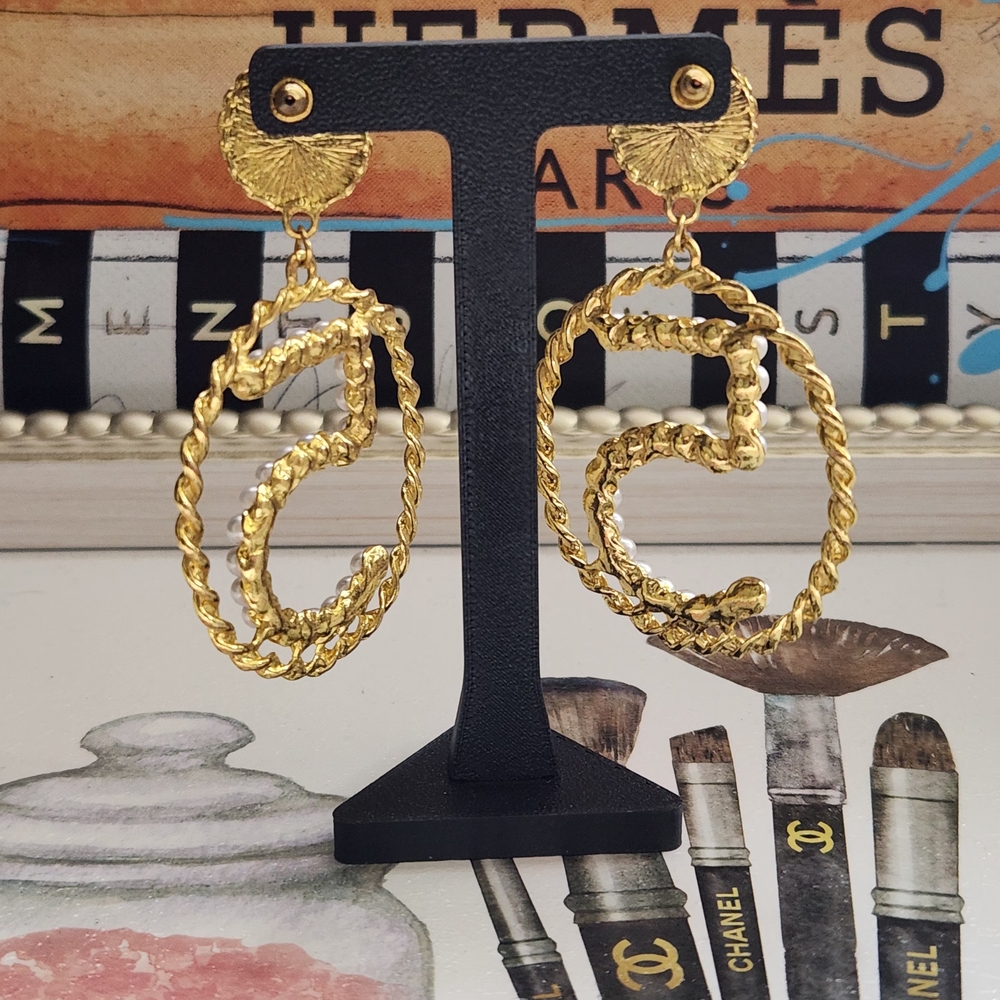 Elegant Gold and Pearl #5 Hoop Earrings - Picture 4 of 7